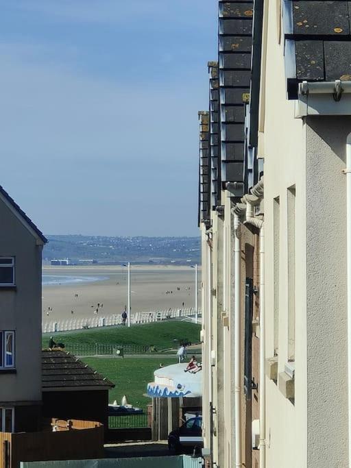 Shoreline Seaside Holiday Home Aberavon Beach Порт-Толбот Екстер'єр фото