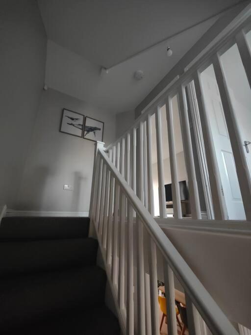 Shoreline Seaside Holiday Home Aberavon Beach Порт-Толбот Екстер'єр фото