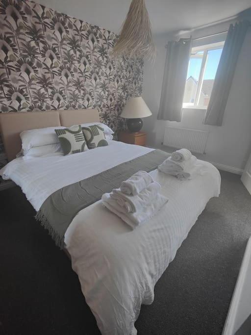 Shoreline Seaside Holiday Home Aberavon Beach Порт-Толбот Екстер'єр фото